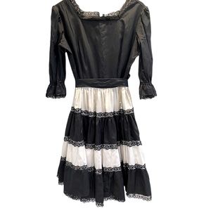 Vintage Rockabilly Black & White Square Dance Dress, Lace Trim Size M/L